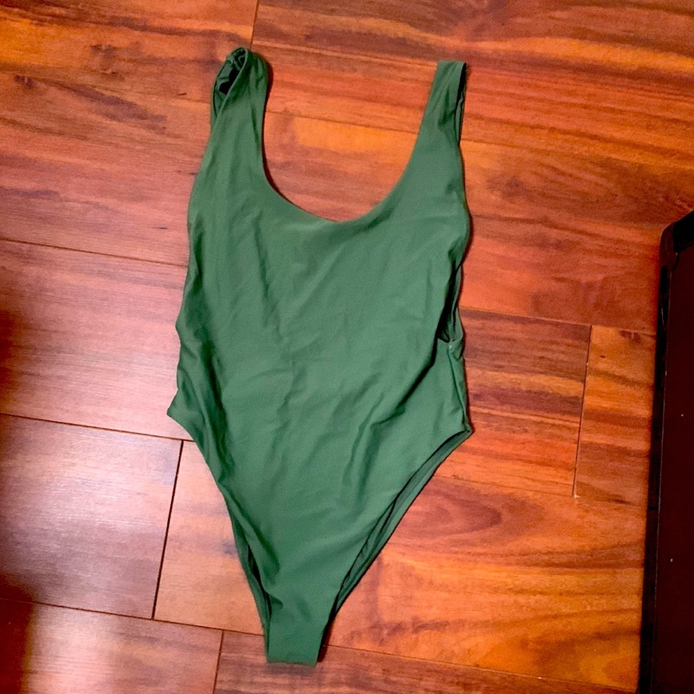 Aerie one piece swimsuit size Large